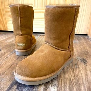 Ugg Boots “Koolaburra” Womens (Size 8)